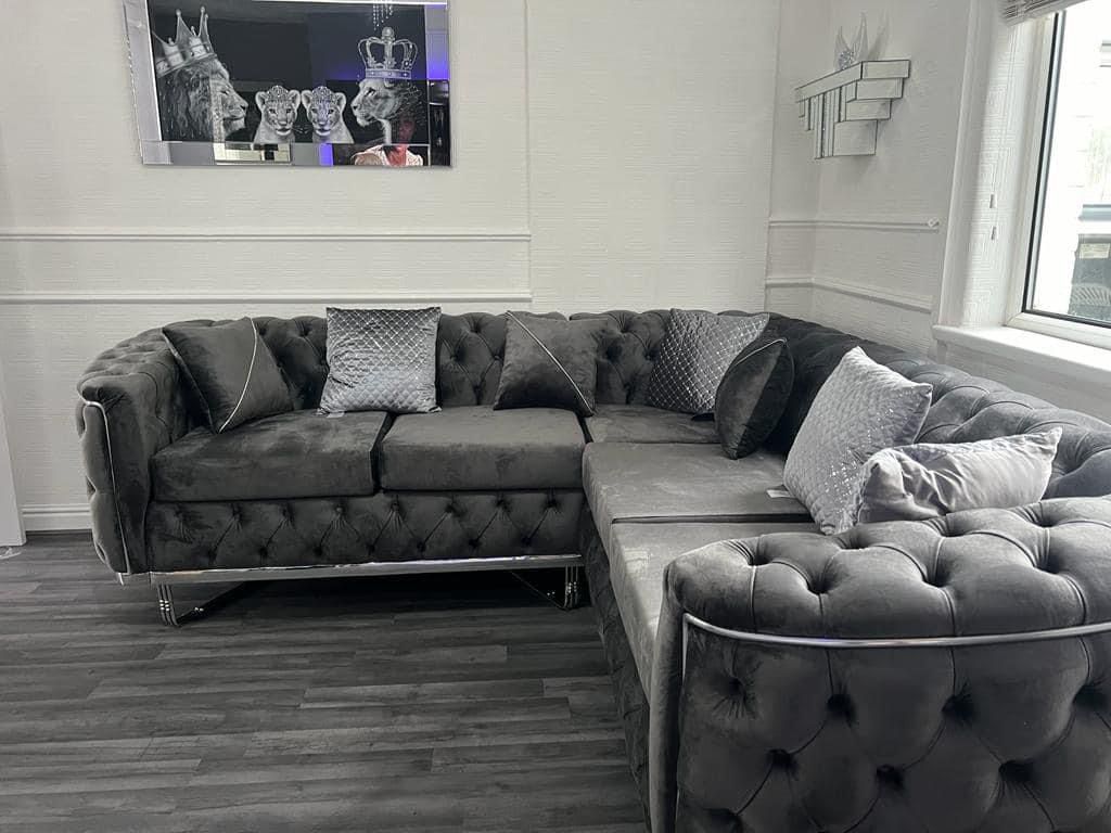 Khalifa Chesterfield Corner Sofa – Dark Grey Velvet