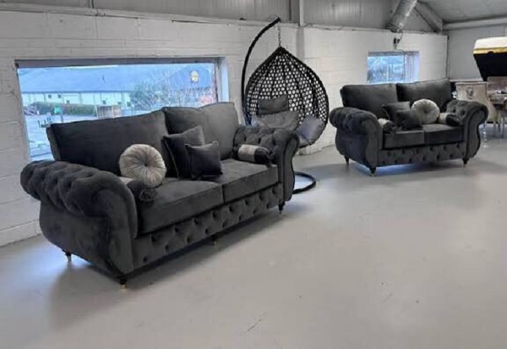 Rio Swan Chesterfield 3+2 Sofa – Dark Grey Velvet Sofa