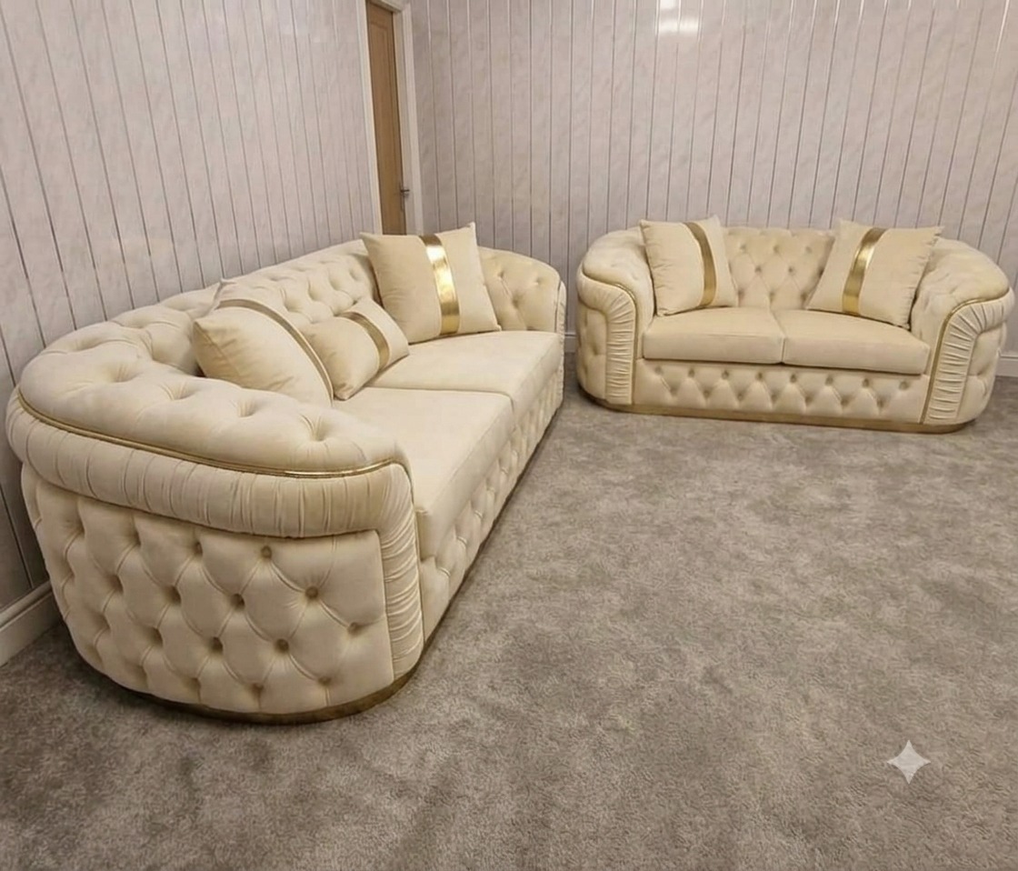 Khalifa Signature Chesterfield Sofa – Cream with Golden Strips